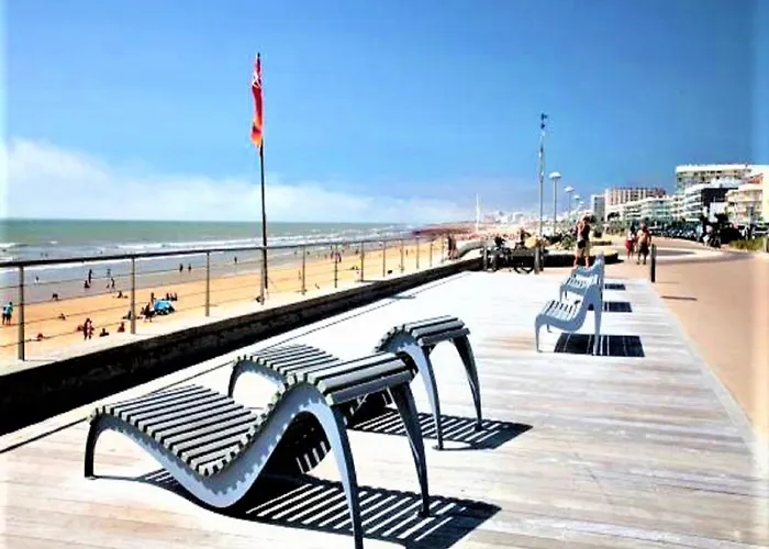 à Avec Piscine Partagée *